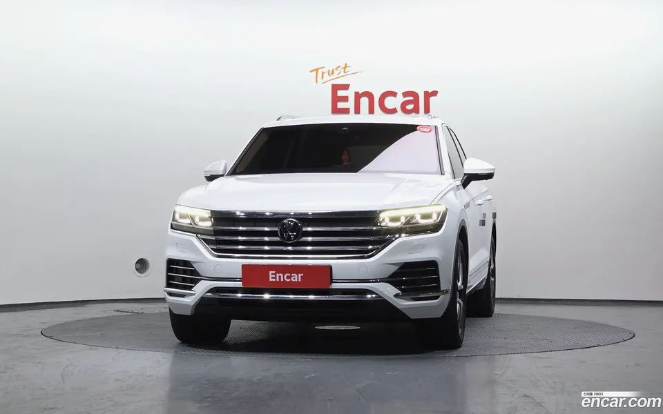 Volkswagen Touareg 3.0 TDI 2023 — миниатюра 3