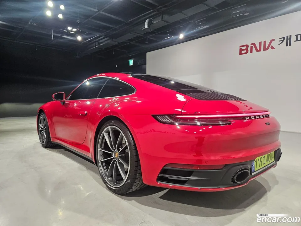 Porsche 911 (992) 2023 — миниатюра 2