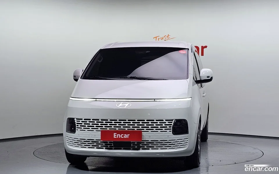 Hyundai Staria 3 2025 — миниатюра 3