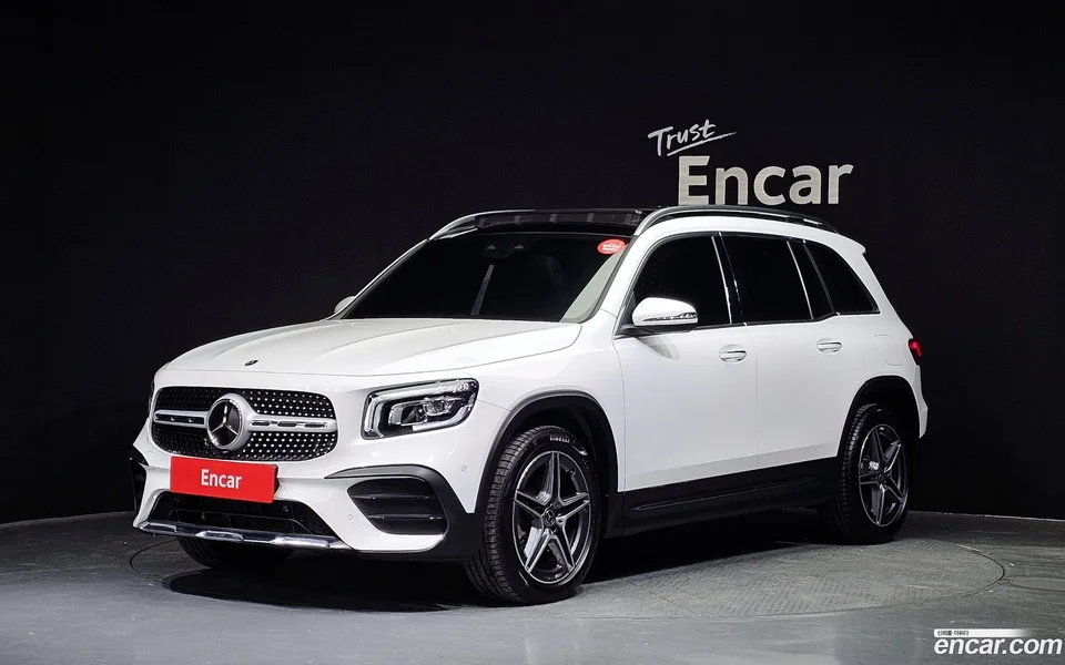 Mercedes-Benz GLB-Class GLB250 4MATIC 2022 — фото 1, купить с доставкой в Москву