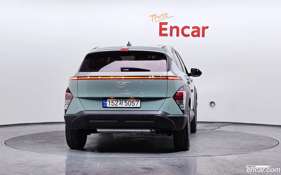 Hyundai Kona 1.6 2WD 2023 — миниатюра 4