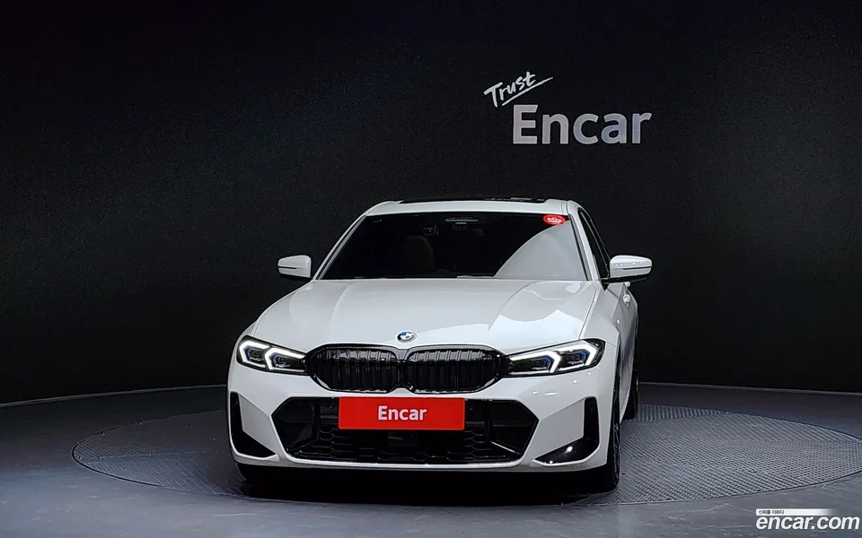 BMW 3 Series 320i M 2023 — миниатюра 3