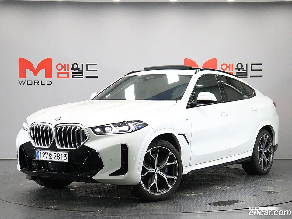 BMW X6 xDrive30d M 2024 — фото 1, купить с доставкой в Москву
