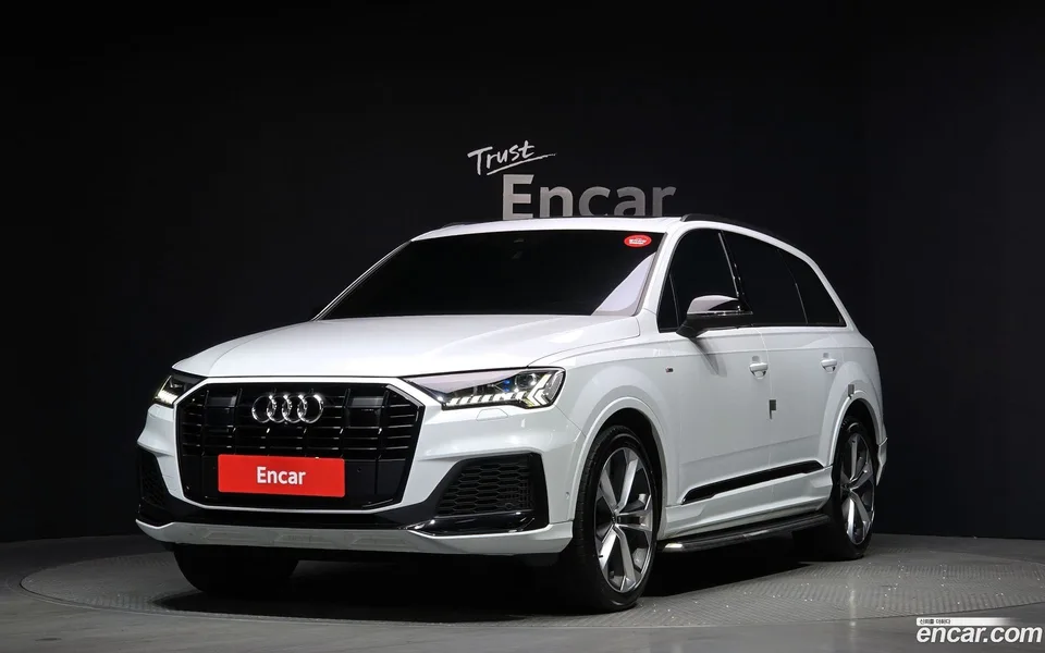 Audi Q7 (4M) 55 TFSI 2023 — фото 1, купить с доставкой в Москву