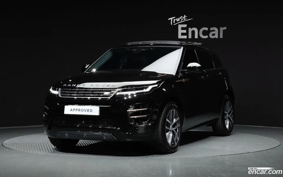 Land Rover Range Rover Evoque P250 SE 2025 — фото 1, купить с доставкой в Москву