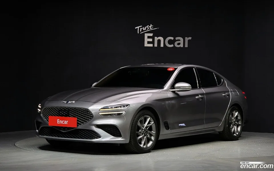 Genesis G70 2.0T 2WD 2022 — фото 1, купить с доставкой в Москву