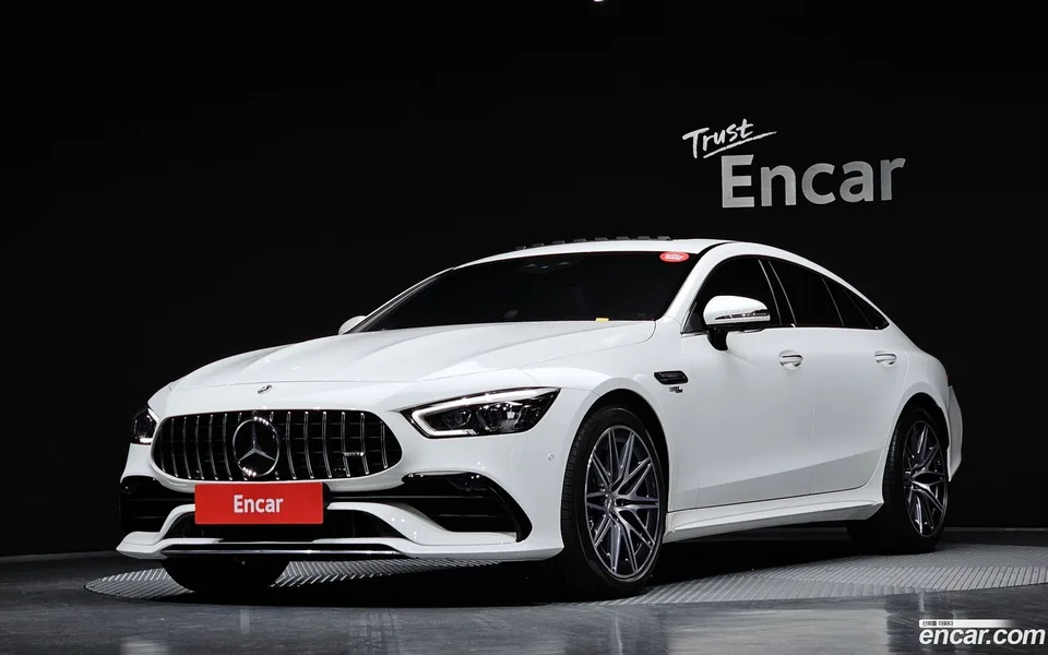 Mercedes-Benz AMG GT 4 43 4MATIC+ 2023 — фото 1, купить с доставкой в Москву