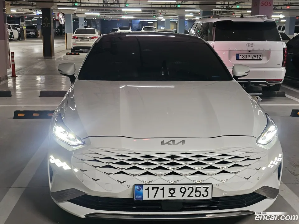 Kia K8 Hybrid 2024 — фото 1, купить с доставкой в Москву