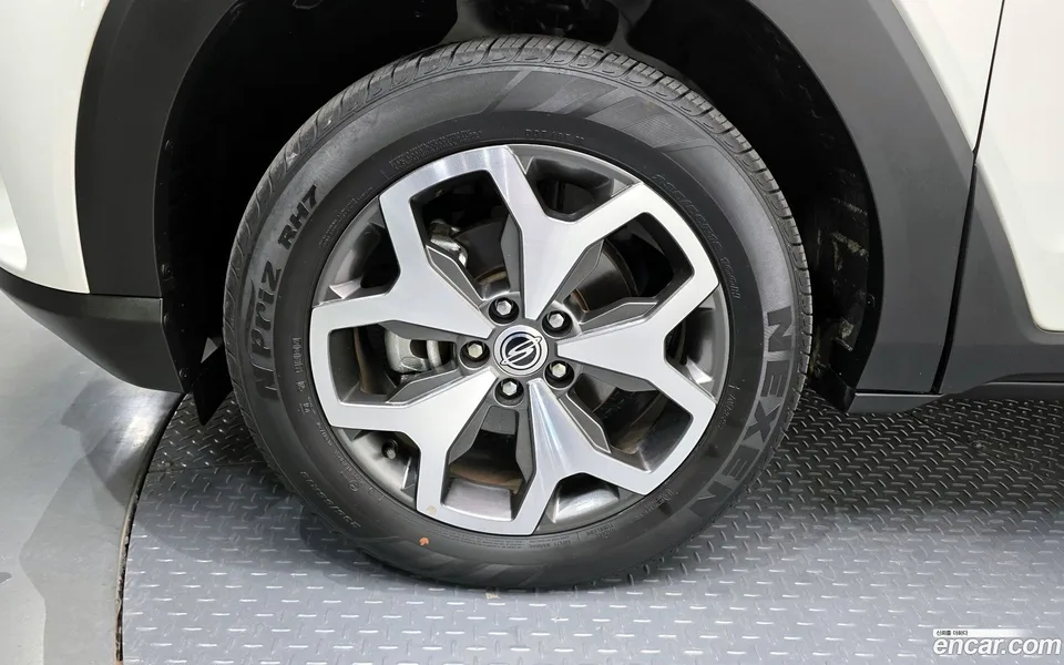 KG Mobility Torres 1.5 2WD 2022 — миниатюра 5