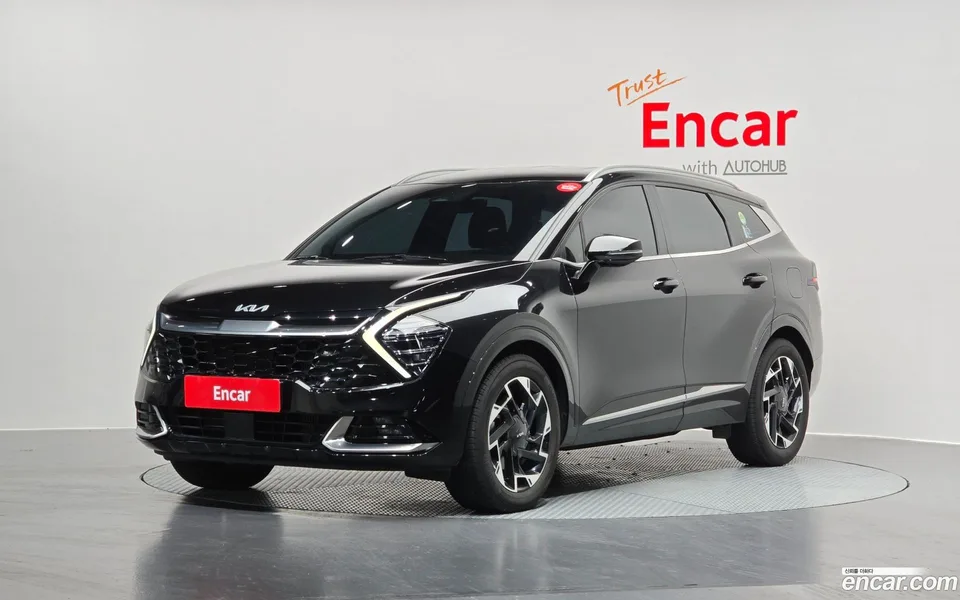 Kia Sportage 2.0 2WD 2022 — photo 1, buy with delivery to Moscow