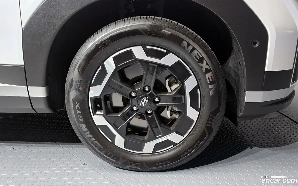 Hyundai SantaFe 2.5T 2WD 2024 — миниатюра 2