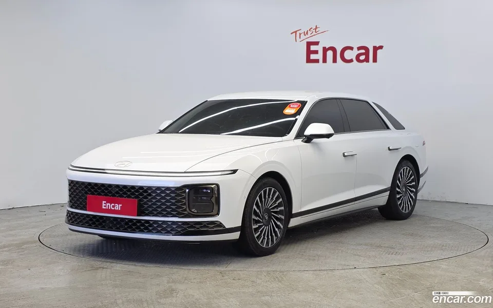 Hyundai Grandeur 2.5 2WD 2023 — фото 1, купить с доставкой в Москву
