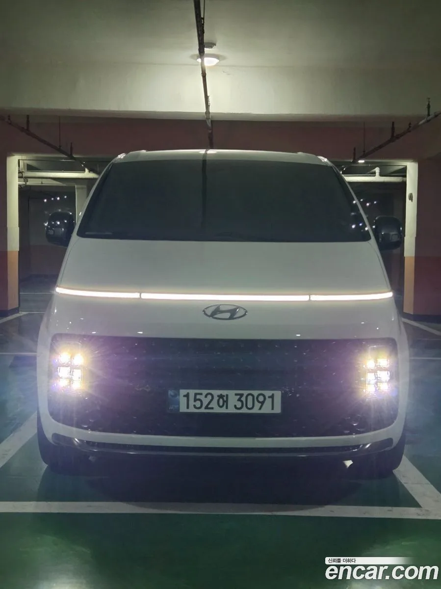 Hyundai Staria L3.5 7 2024 — миниатюра 4