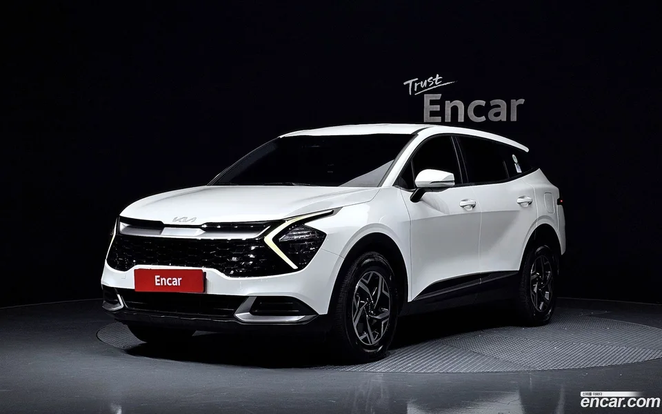 Kia Sportage 1.6 2WD 2022 — фото 1, купить с доставкой в Москву
