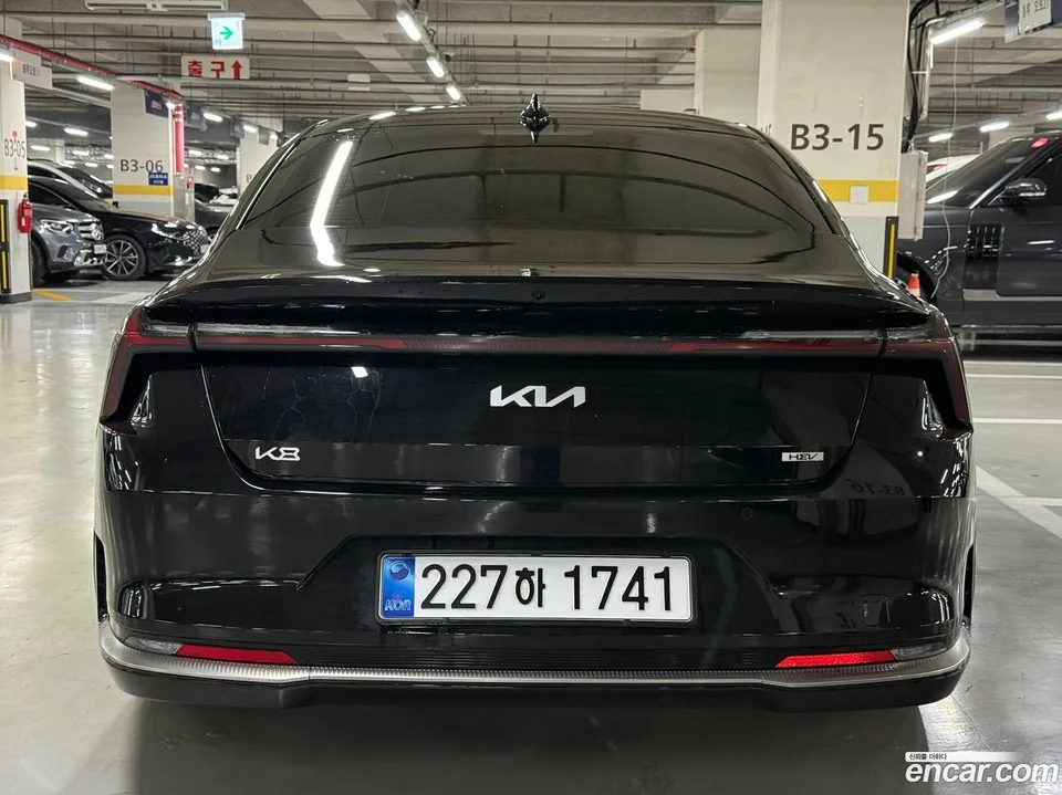 Kia K8 Hybrid 2025 — thumbnail 4