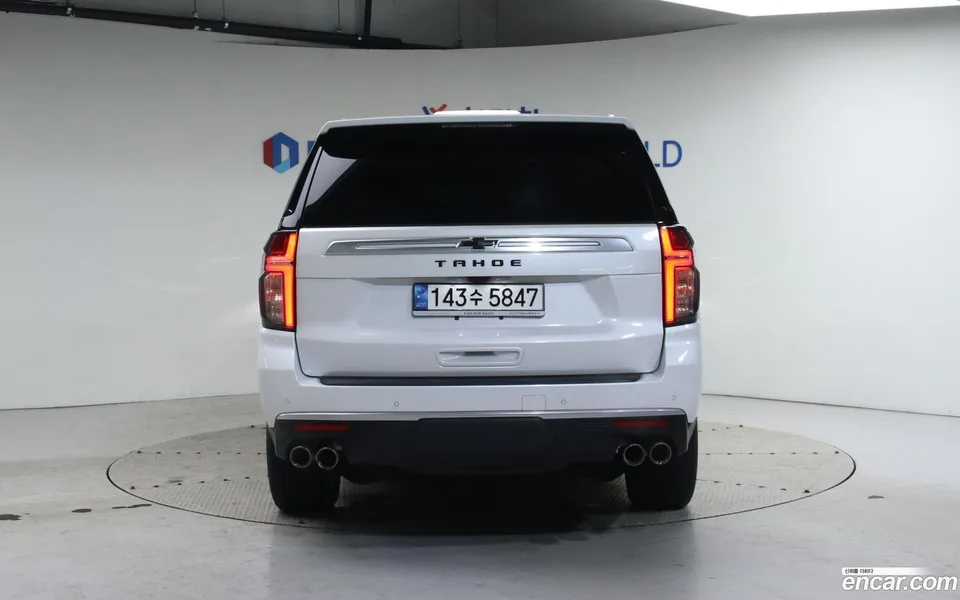 Chevrolet Tahoe 6.2 4WD 2022 — миниатюра 4