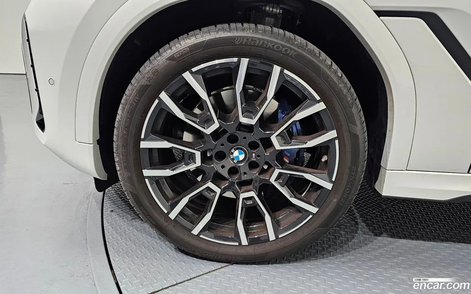 BMW X6 xDrive30d M 2025 — миниатюра 2
