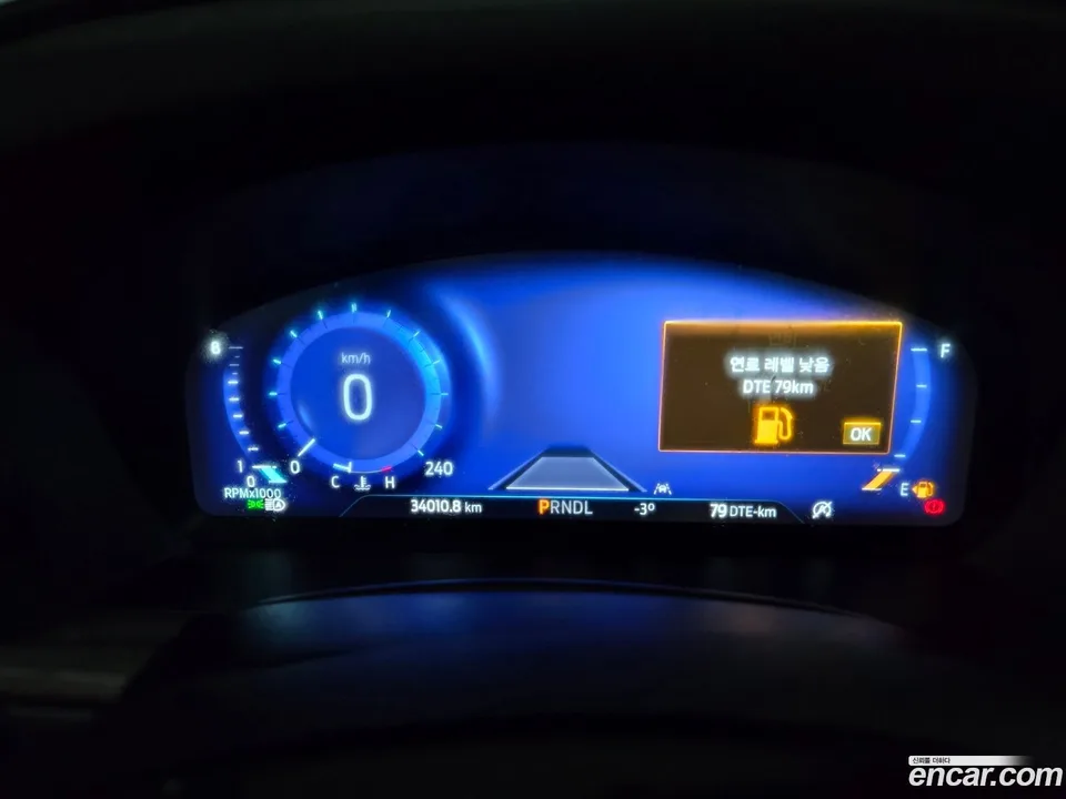 Ford Explorer 3.0 4WD 2022 — миниатюра 2