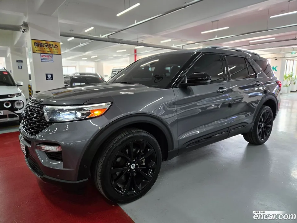 Ford Explorer 3.0 4WD 2022 — миниатюра 3