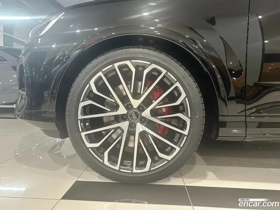 Audi SQ7 (4M) 4.0 TFSI 2026 — миниатюра 2