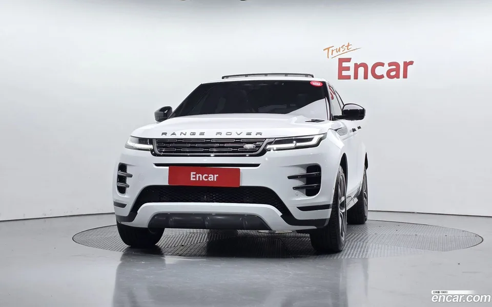 Land Rover Range Rover Evoque P250 SE 2025 — миниатюра 3