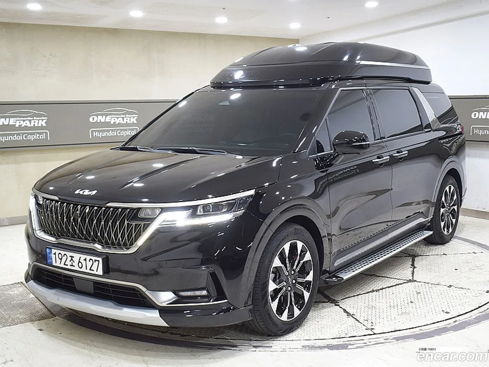 Kia Carnival 9 2022 — фото 1, купить с доставкой в Москву