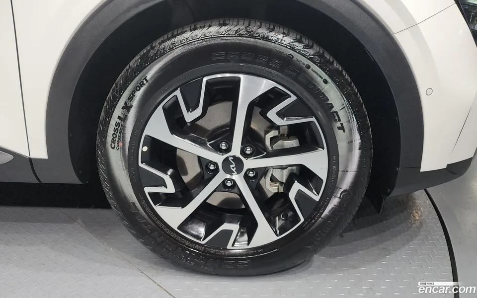Kia Sportage Hybrid 2WD 2024 — миниатюра 2