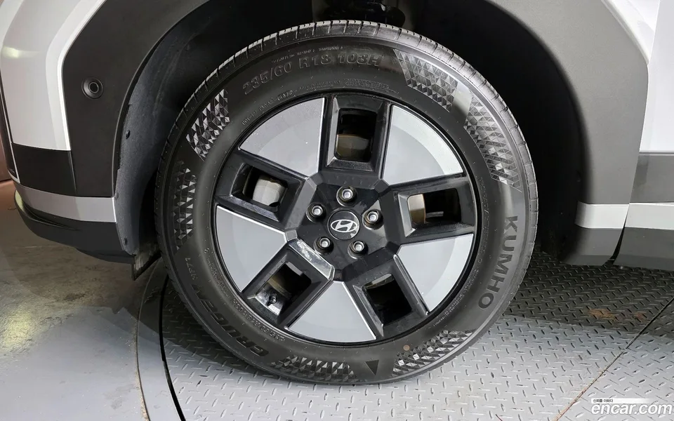 Hyundai SantaFe HEV 1.6 2WD 2024 — миниатюра 5