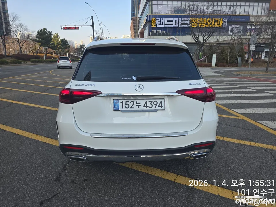 Mercedes-Benz GLE-Class GLE450 4MATIC 2025 — миниатюра 4