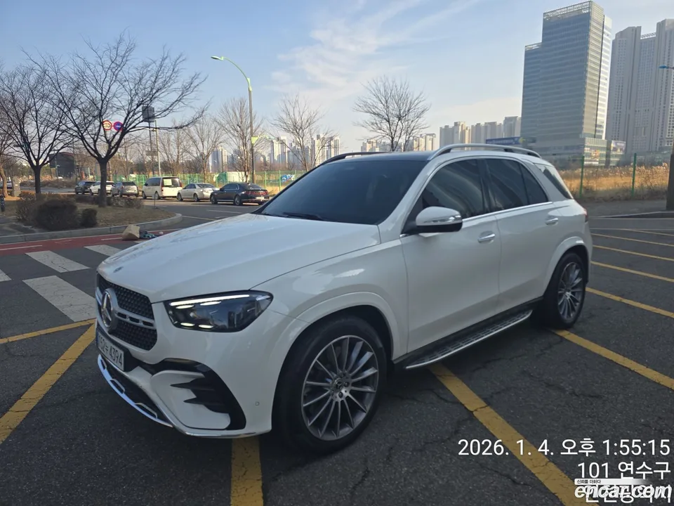 Mercedes-Benz GLE-Class GLE450 4MATIC 2025 — фото 1, купить с доставкой в Москву