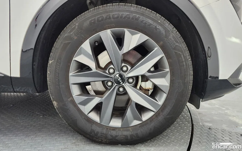 Kia Sportage 2.0 2WD 2023 — миниатюра 5