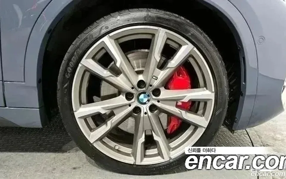 BMW X2 xDrive M35i 2022 — миниатюра 2