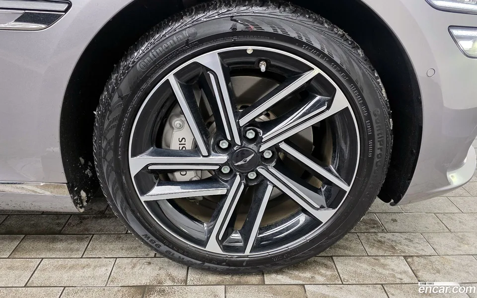 Genesis G80 2.5 2WD 2024 — миниатюра 5