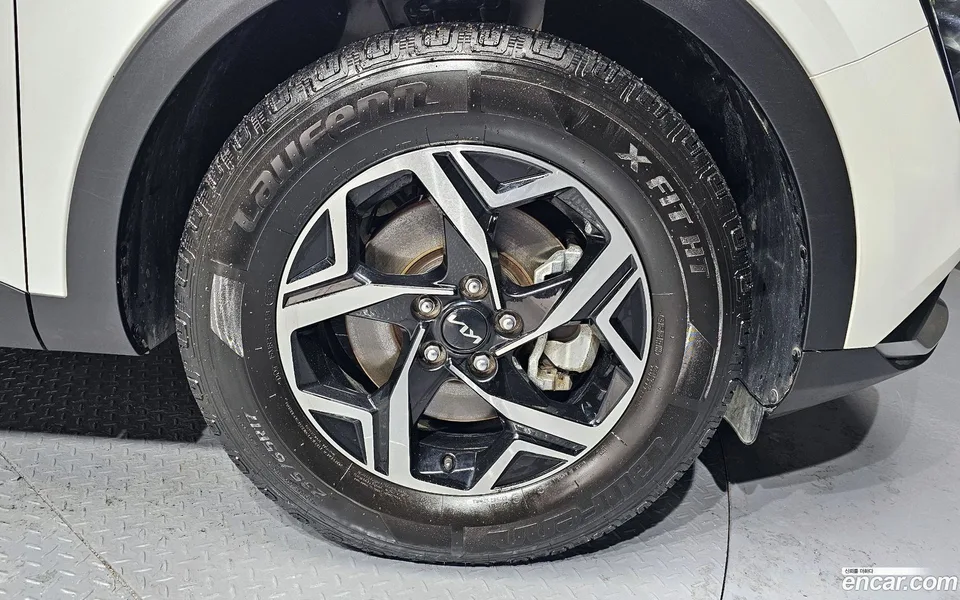 Kia Sportage 1.6 4WD 2024 — миниатюра 2