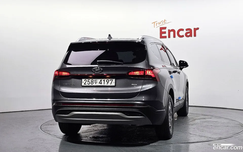 Hyundai SantaFe HEV 1.6 4WD 2022 — миниатюра 4