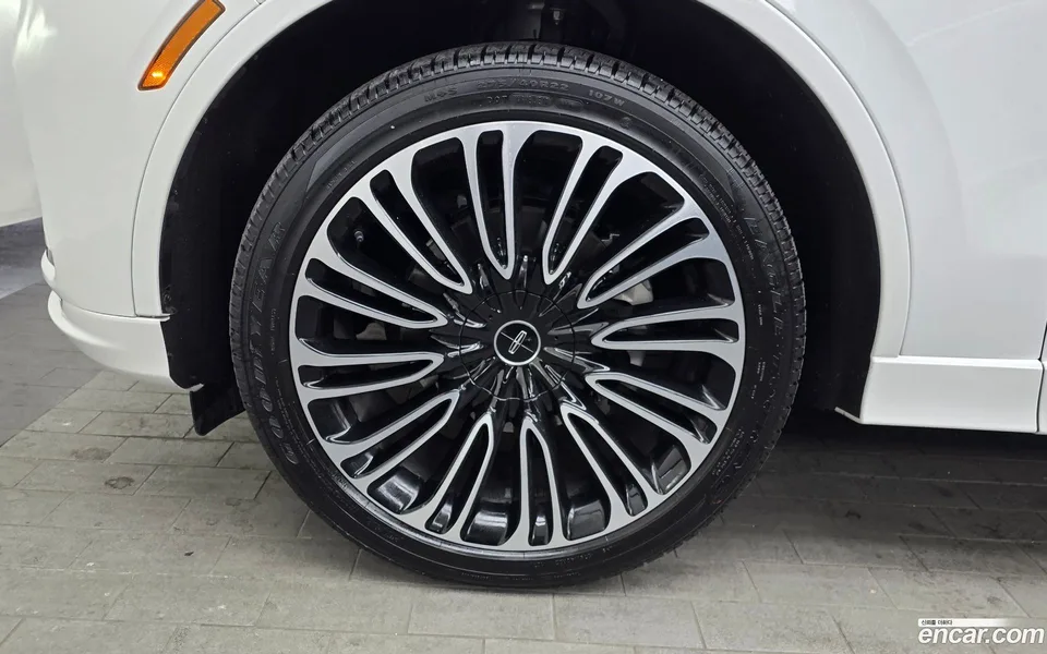 Lincoln Aviator 3.0 AWD 2024 — миниатюра 5