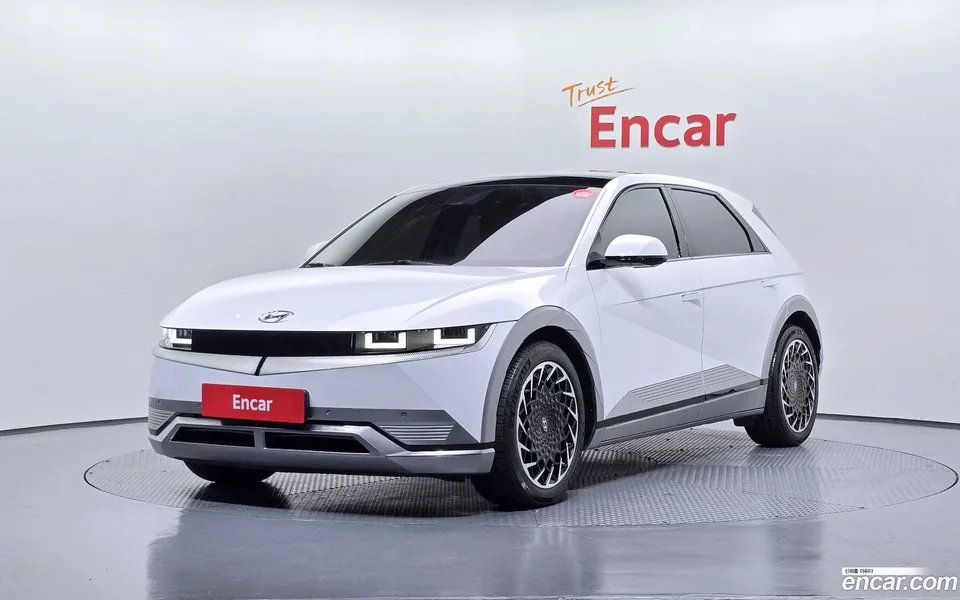 Hyundai Ioniq 5 2022 — фото 1, купить с доставкой в Москву