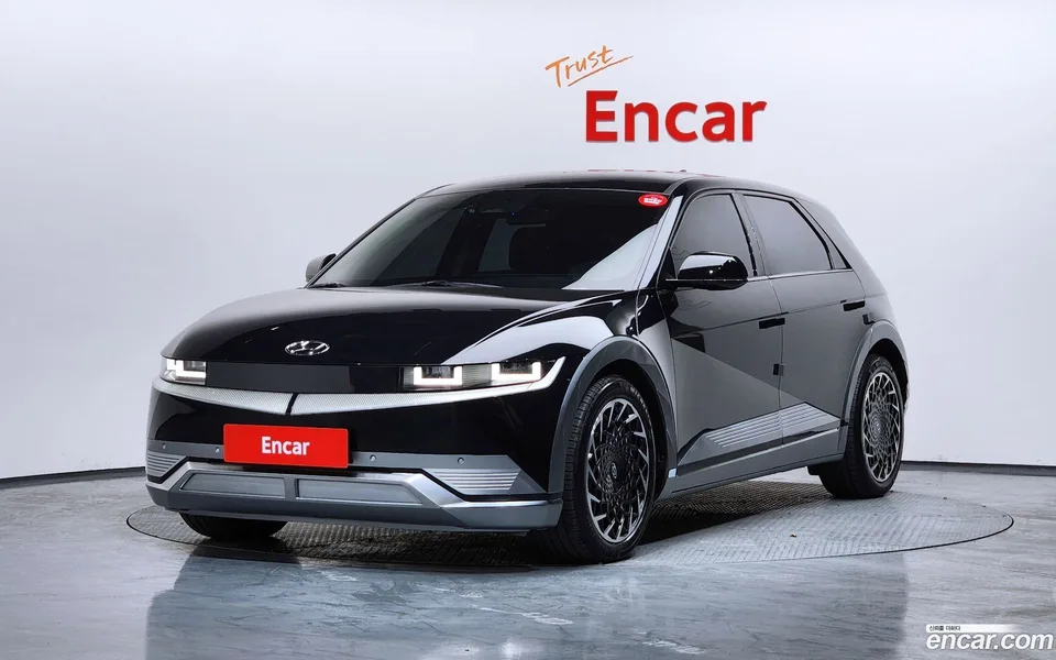 Hyundai Ioniq 5 2022 — фото 1, купить с доставкой в Москву