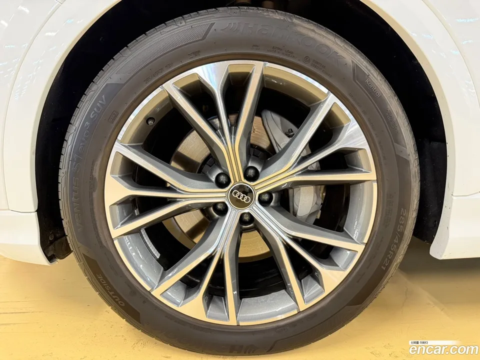 Audi Q8 (4M) 55 TFSI 2022 — миниатюра 5