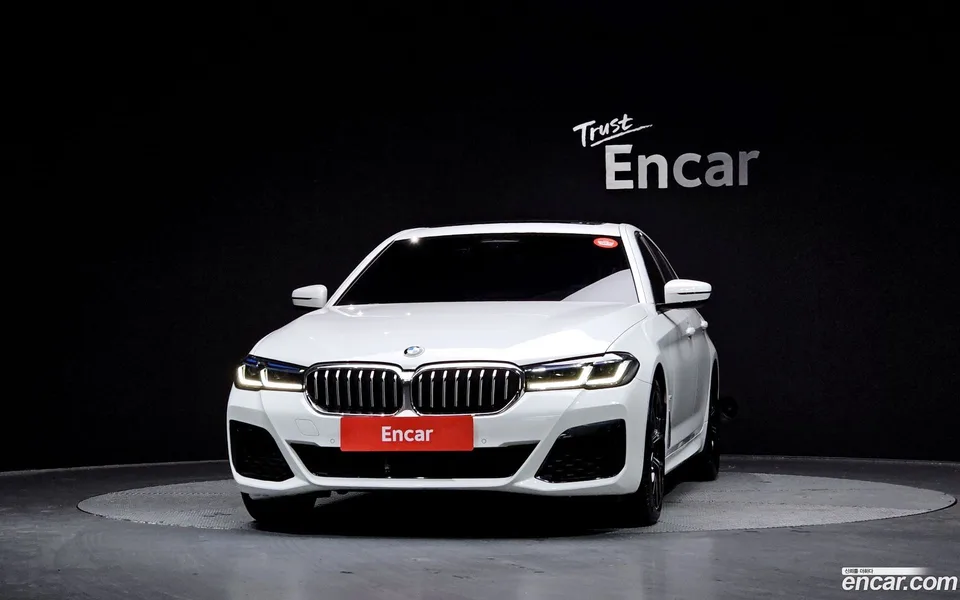 BMW 5 Series 530i M 2023 — миниатюра 3