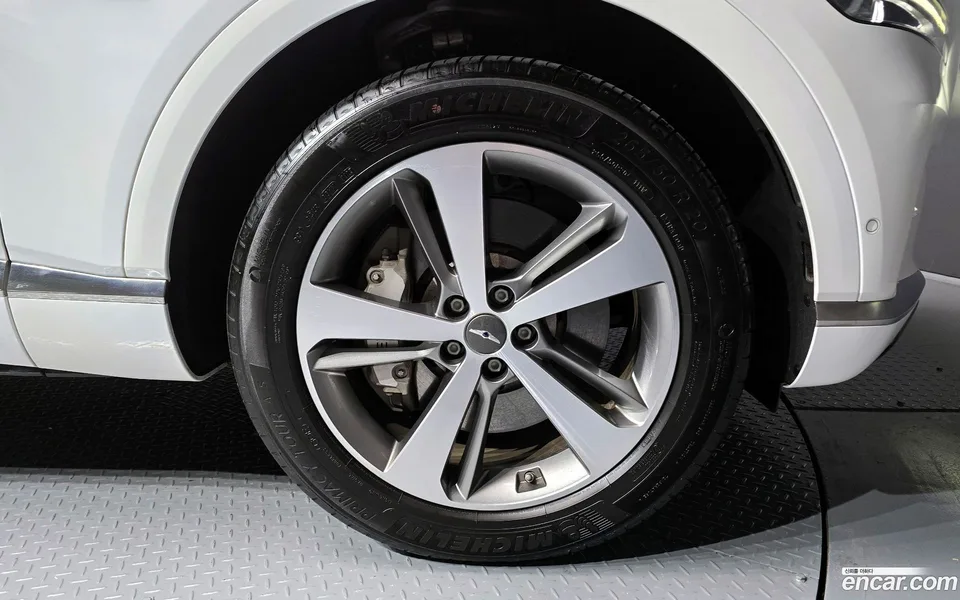 Genesis GV80 2.5T AWD 2023 — миниатюра 2
