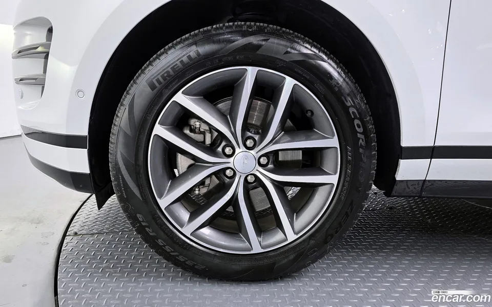 Land Rover Range Rover Evoque P250 SE 2025 — миниатюра 2