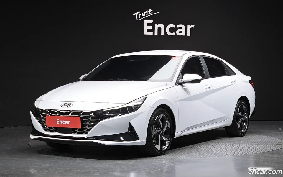 Hyundai Avante 1.6 2022 — фото 1, купить с доставкой в Москву