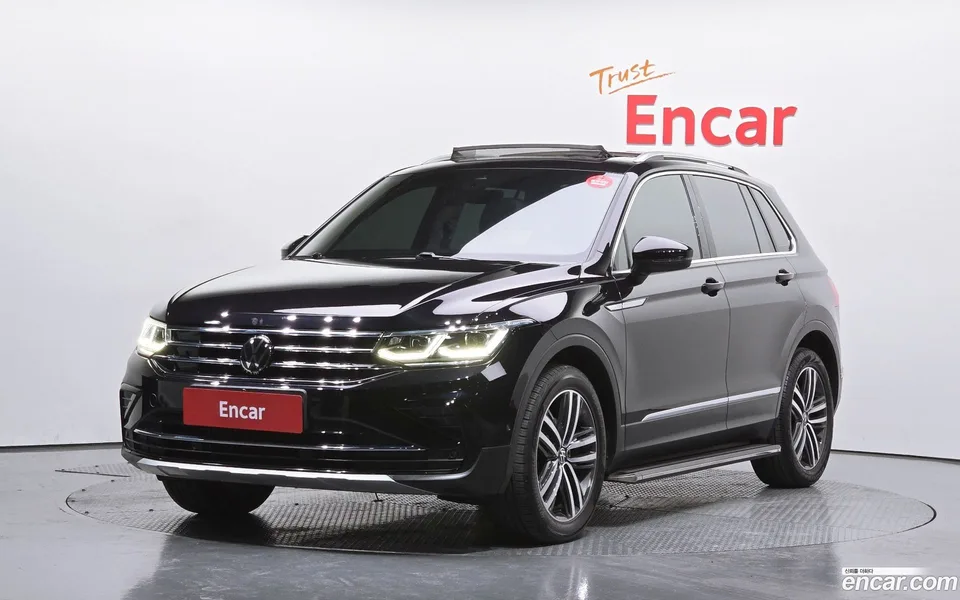 Volkswagen Tiguan 2.0 TDI 4 2022 — фото 1, купить с доставкой в Москву