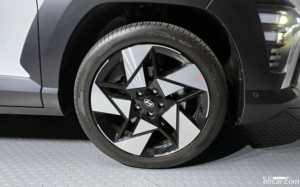Hyundai Kona 1.6 2WD 2024 — миниатюра 2