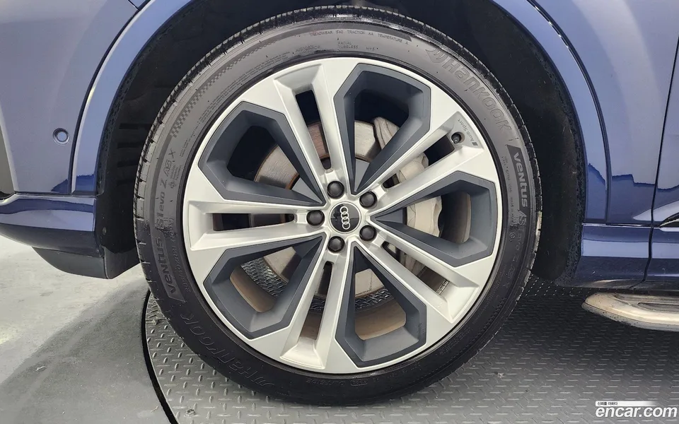 Audi Q7 (4M) 55 TFSI 2022 — миниатюра 2