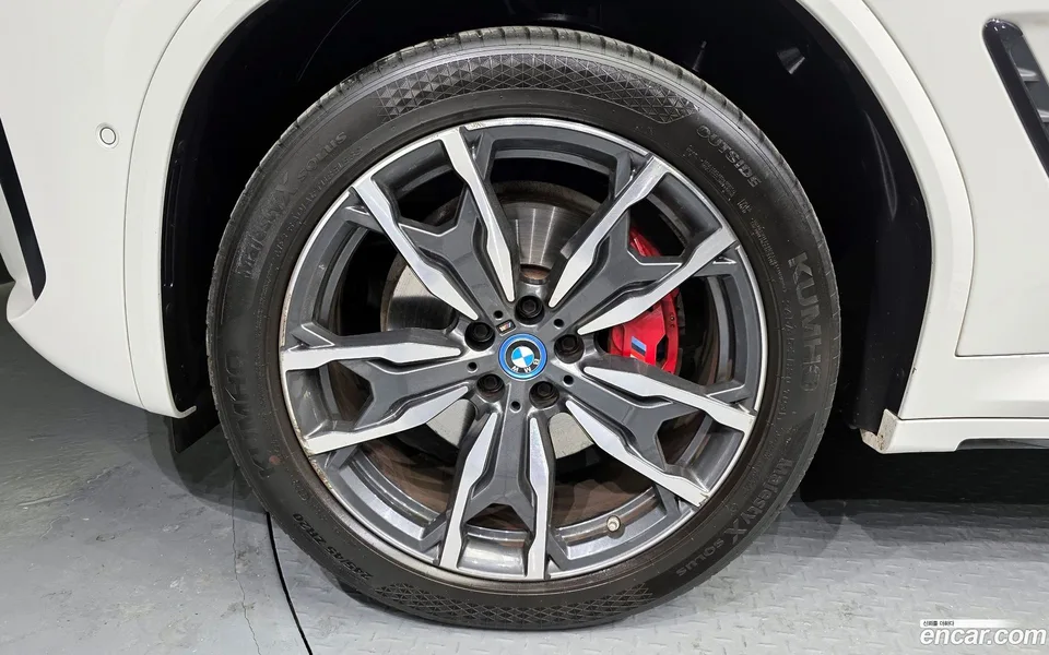 BMW X3 xDrive 30e M 2023 — миниатюра 2