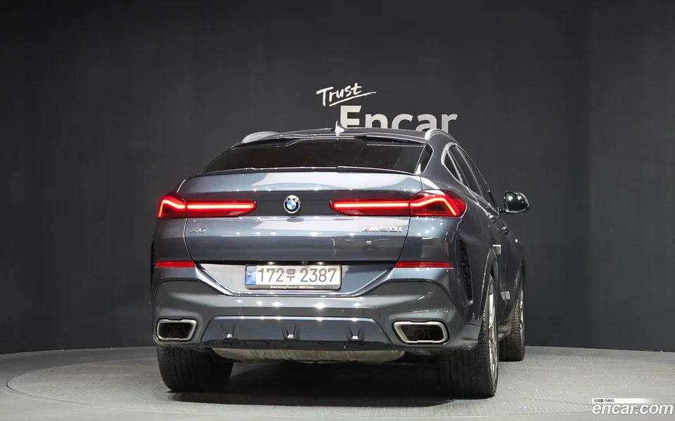 BMW X6 M50i 2022 — thumbnail 4
