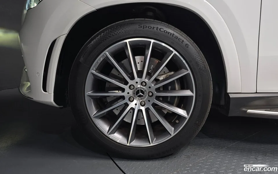 Mercedes-Benz GLE-Class GLE400d 4MATIC 2023 — миниатюра 2