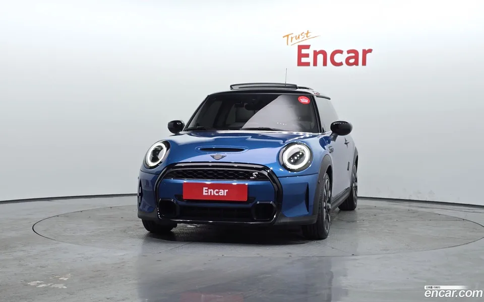 MINI Cooper S 2023 — миниатюра 3